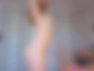 KarenSozzi's Live Sex Cam Show