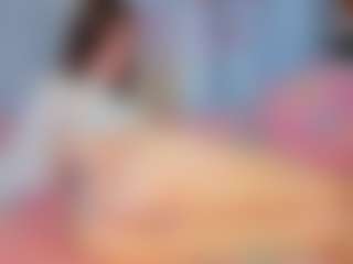 KarenSozzi's Live Sex Cam Show