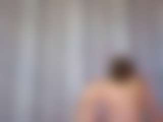Live cam show with KarenSozzi - Fingering on Fapmatic.com