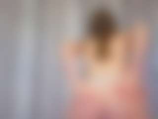 Live cam show with KarenSozzi - Flashing on Fapmatic.com