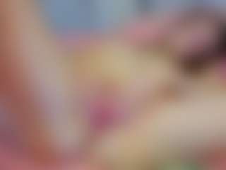 KarenSozzi's Live Sex Cam Show