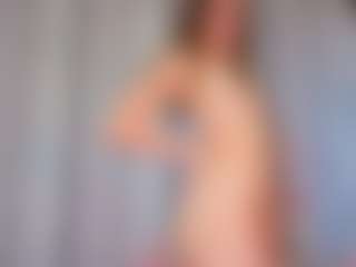 KarenSozzi's Live Sex Cam Show