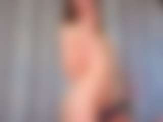 KarenSozzi's Live Sex Cam Show
