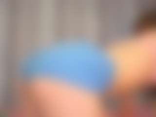 KarenSozzi's Live Sex Cam Show