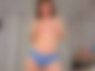 Live cam show with KarenSozzi - Tiny Tits on nudelive.tv