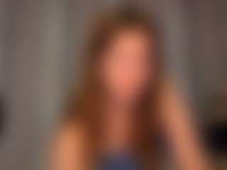 KarenSozzi's Live Sex Cam Show