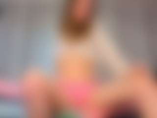 Live cam show with KarenSozzi - Moaning on https://playwithruby.com