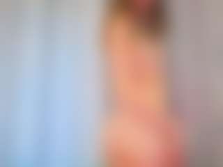 KarenSozzi's Live Sex Cam Show