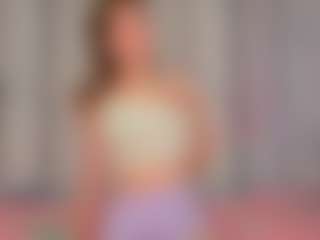 Live cam show with KarenSozzi - Natural on livesuperchat.net