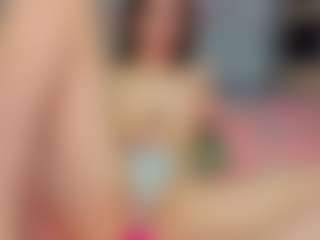 Live cam show with KarenSozzi - Cock Rating on fapnchat