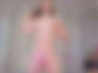 KarenSozzi's Live Sex Cam Show