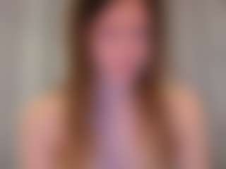 KarenSozzi's Live Sex Cam Show