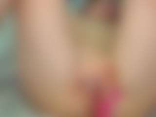 KarenSozzi's Live Sex Cam Show