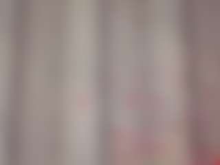 Live cam show with KarenSozzi - Bedroom on SxyPornLive