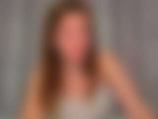 KarenSozzi's Live Sex Cam Show