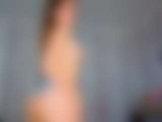 KarenSozzi's Live Sex Cam Show