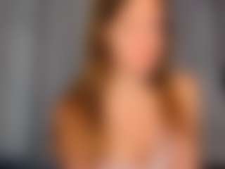Live cam show with KarenSozzi - Amateur on madthumbs