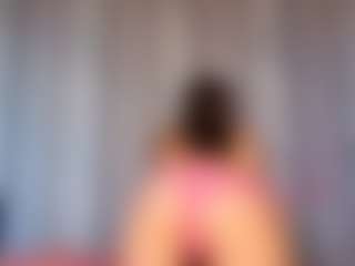 Live cam show with KarenSozzi - Moaning on Camsoda