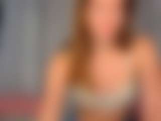 KarenSozzi's Live Sex Cam Show