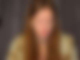 Live cam show with KarenSozzi - Smoking on SmokeAndPoke