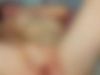 KarenSozzi's Live Sex Cam Show