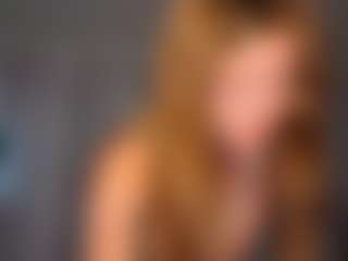 Live cam show with KarenSozzi - Teen (18+) on Camsoda