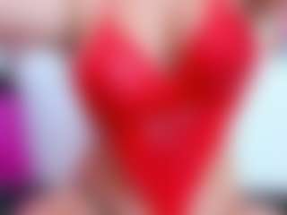 Live cam show with Luna G - Blonde Hair on wildcum.com