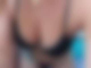 Show Live Sex Cam Luna G