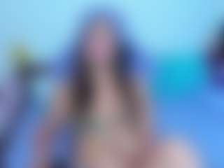 Live cam show with Luna G - Blonde Hair Big Tits on Milfs Live