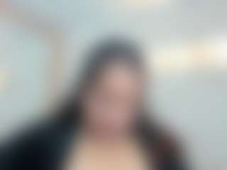 Live cam show with Penelope-Russo - Camel Toe on crypto-cams