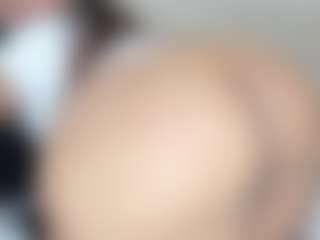 Live cam show with Penelope-Russo - Anal on CamSodaAdn