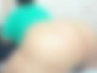 Penelope-Russo's Live Sex Cam Show