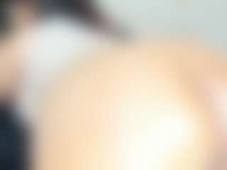 Live cam show with Penelope-Russo - Latina Mature on Dare Cams | colombia