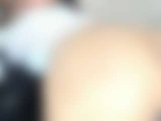 Live cam show with Penelope-Russo - Public on Dolls Live