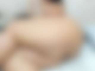 Live cam show with Penelope-Russo - BBW on Hubzter Live