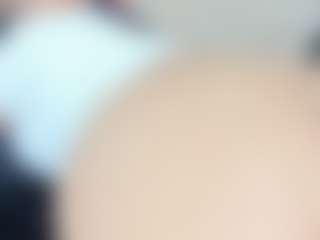 Live cam show with Penelope-Russo - MILF on Mixed Magazine Live