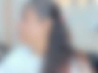 Penelope-Russo MILF webcam performer live streaming