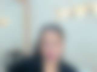 Live cam show with Penelope-Russo - Big Ass MILF on Camiplay Live