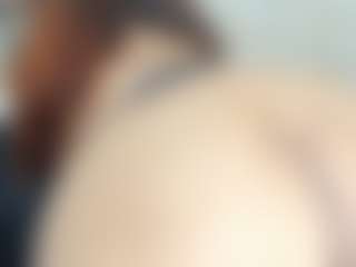 Live cam show with Penelope-Russo - Strip Mature on https://playwithruby.com