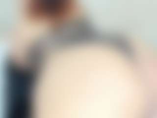 Penelope-Russo MILF webcam performer live streaming