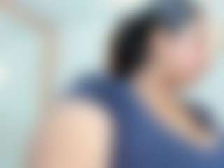 Live cam show with Penelope-Russo - Fingering MILF on slutload