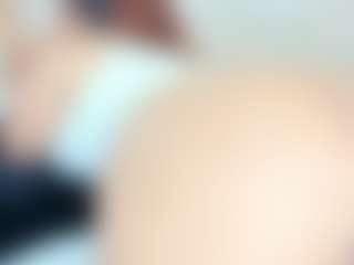 Live cam show with Penelope-Russo - Fingering MILF on Camsoda