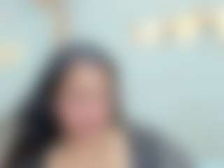 Penelope-Russo MILF webcam performer live streaming
