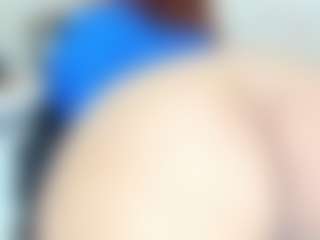 Live cam show with Penelope-Russo - Camel Toe on Uber Horny
