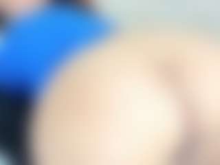 Live cam show with Penelope-Russo - Mature MILF on CamwithHer