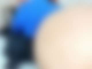 Live cam show with Penelope-Russo - Facial on SpankPalCams