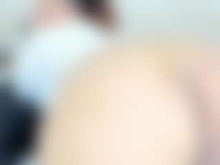 Live cam show with Penelope-Russo - BBW on Dolls Live