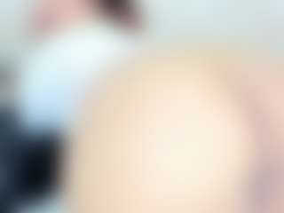Live cam show with Penelope-Russo - Mature MILF on Camsoda