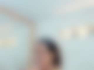 Live cam show with Penelope-Russo - Facial on Lustler