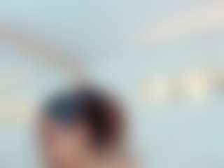 Live cam show with Penelope-Russo - Camel Toe on Porn Luv
